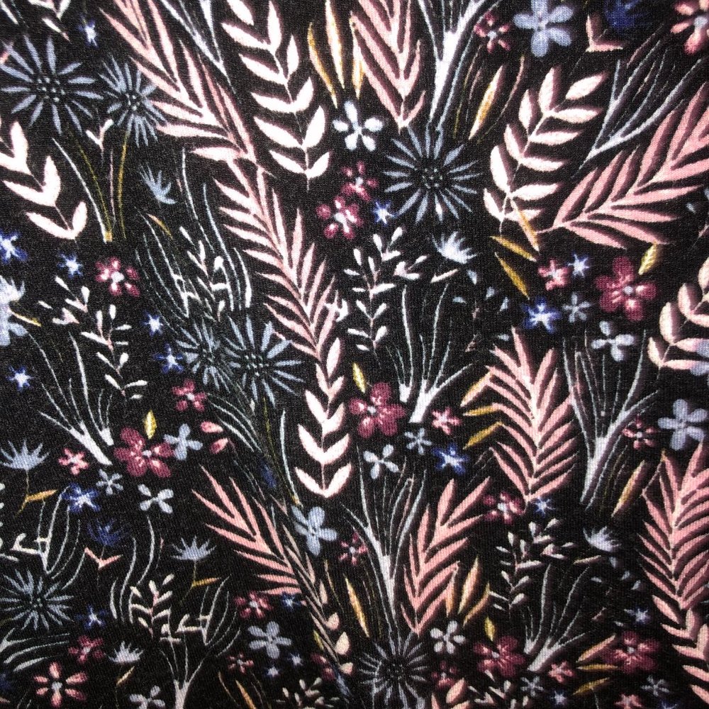 Patterned Dress - Picture 2 of 4